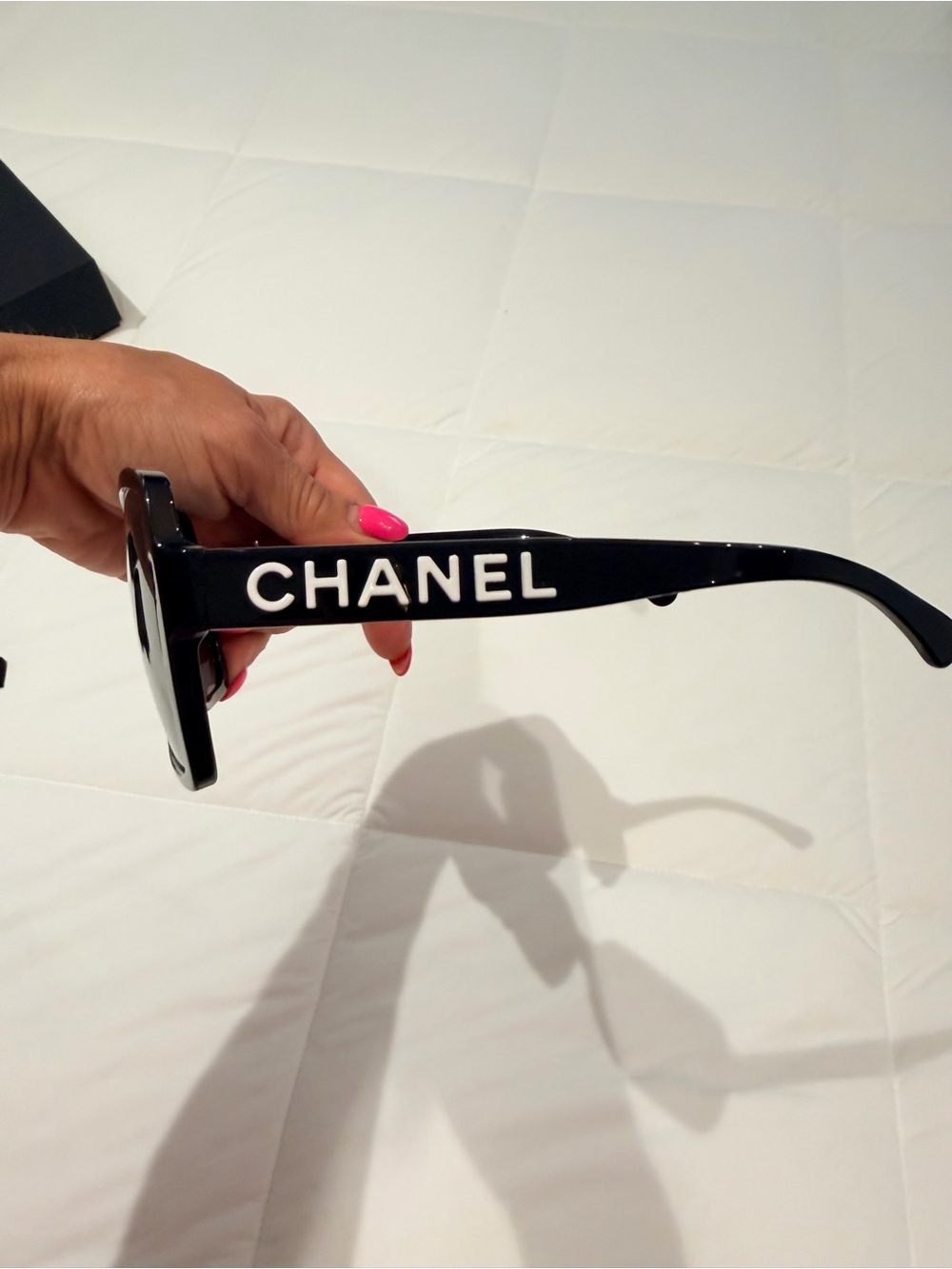 Authentic CHANEL 5408 c.1026/S4 Black Oversized Square Sunglasses Gray Lens 3N - Picture 2 of 7